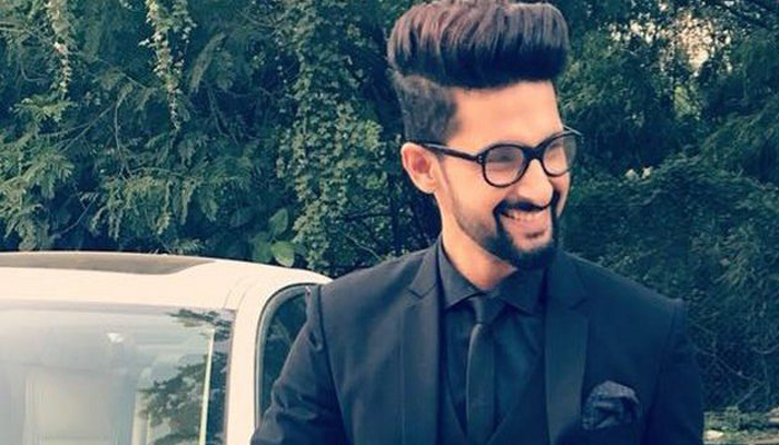 Big B inspired me to be a host: Ravi Dubey
