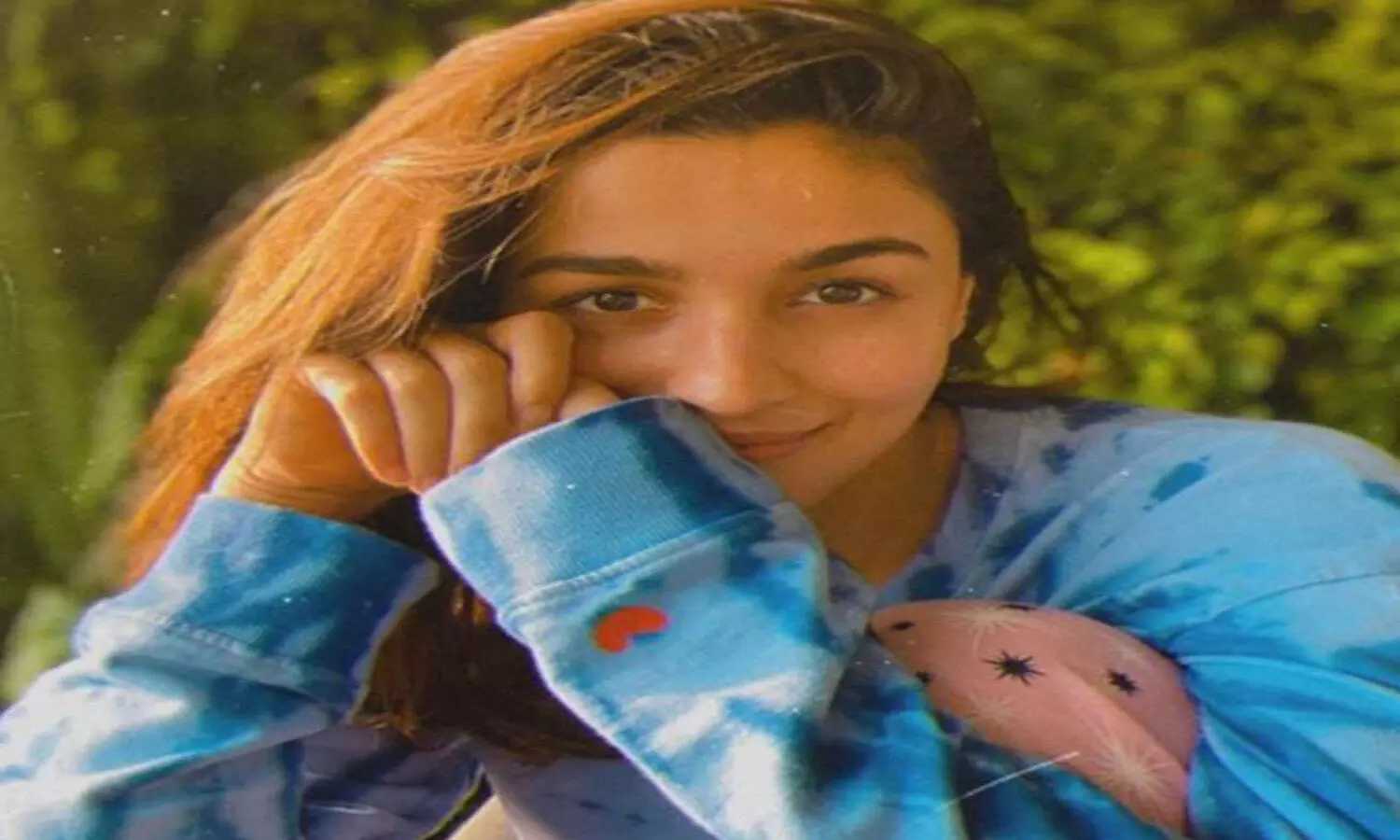 Alia Bhatt urges fans to stay home & be safe; Says It is a time of great uncertainty