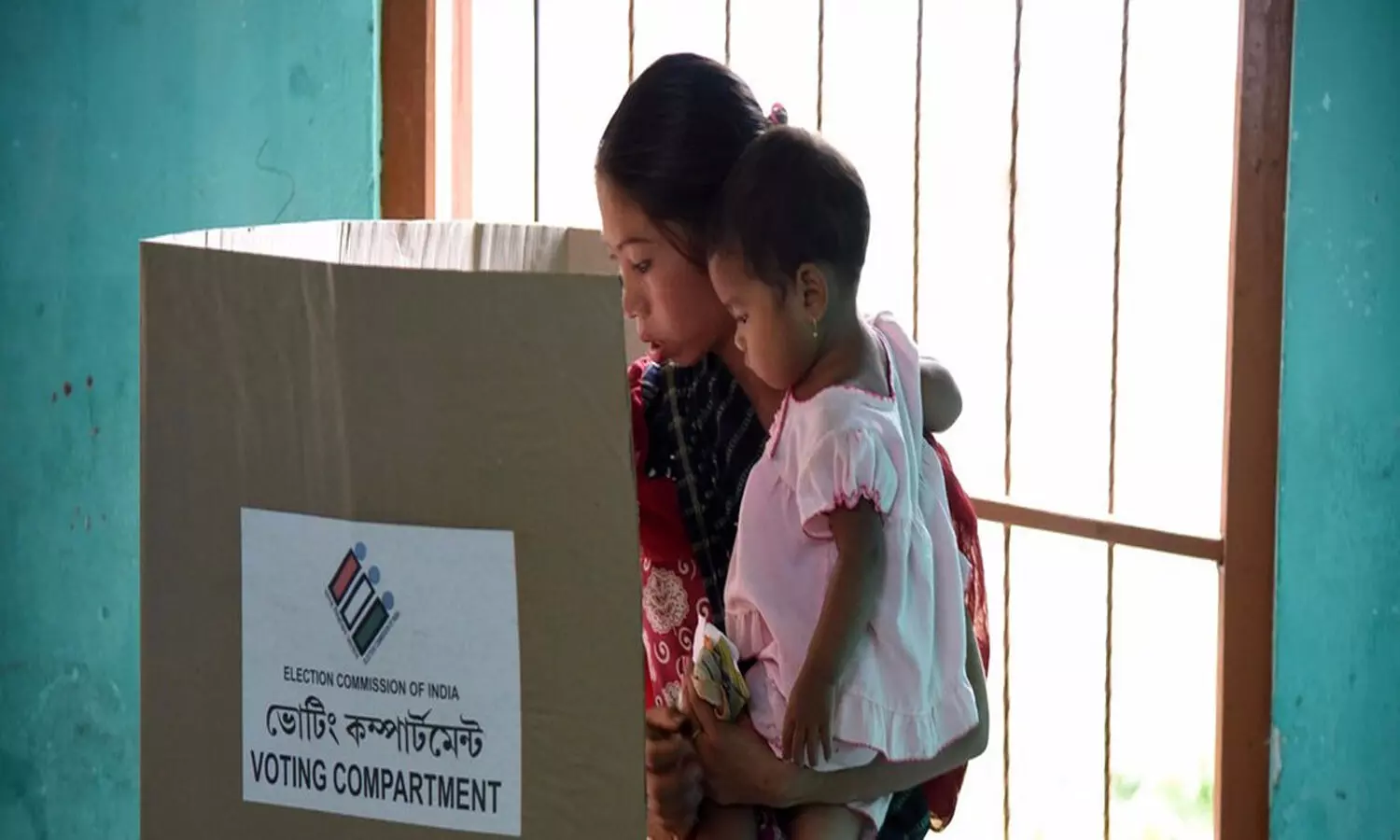 West Bengal Assembly Elections: Voting begins for 5th phase under COVID-19 shadow