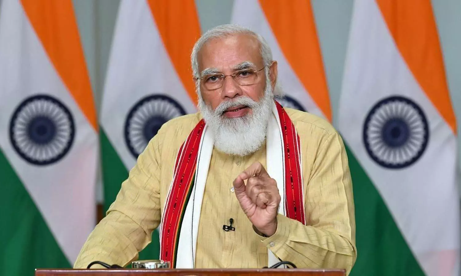PM Modi speaks to four CMs on COVID-19 situation