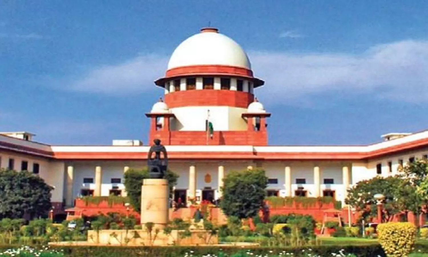 Media cannot be stopped from reporting in higher courts: SC tells Election Commission