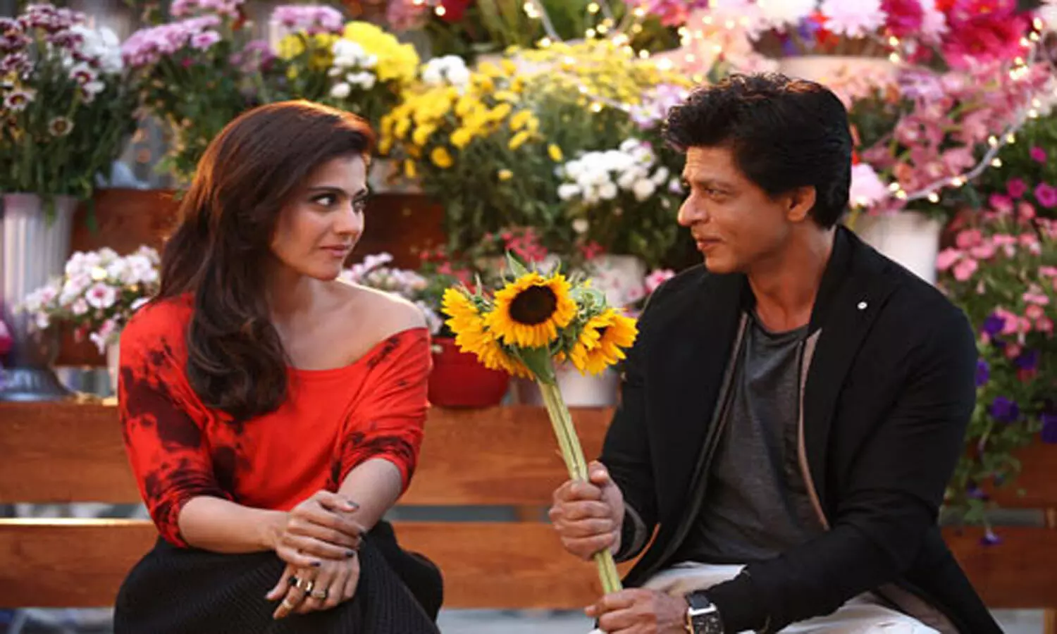 Jab SRK met Kajol: Shah Rukh Khan recalls first-ever meeting with Kajol, thought cant she be quiet?