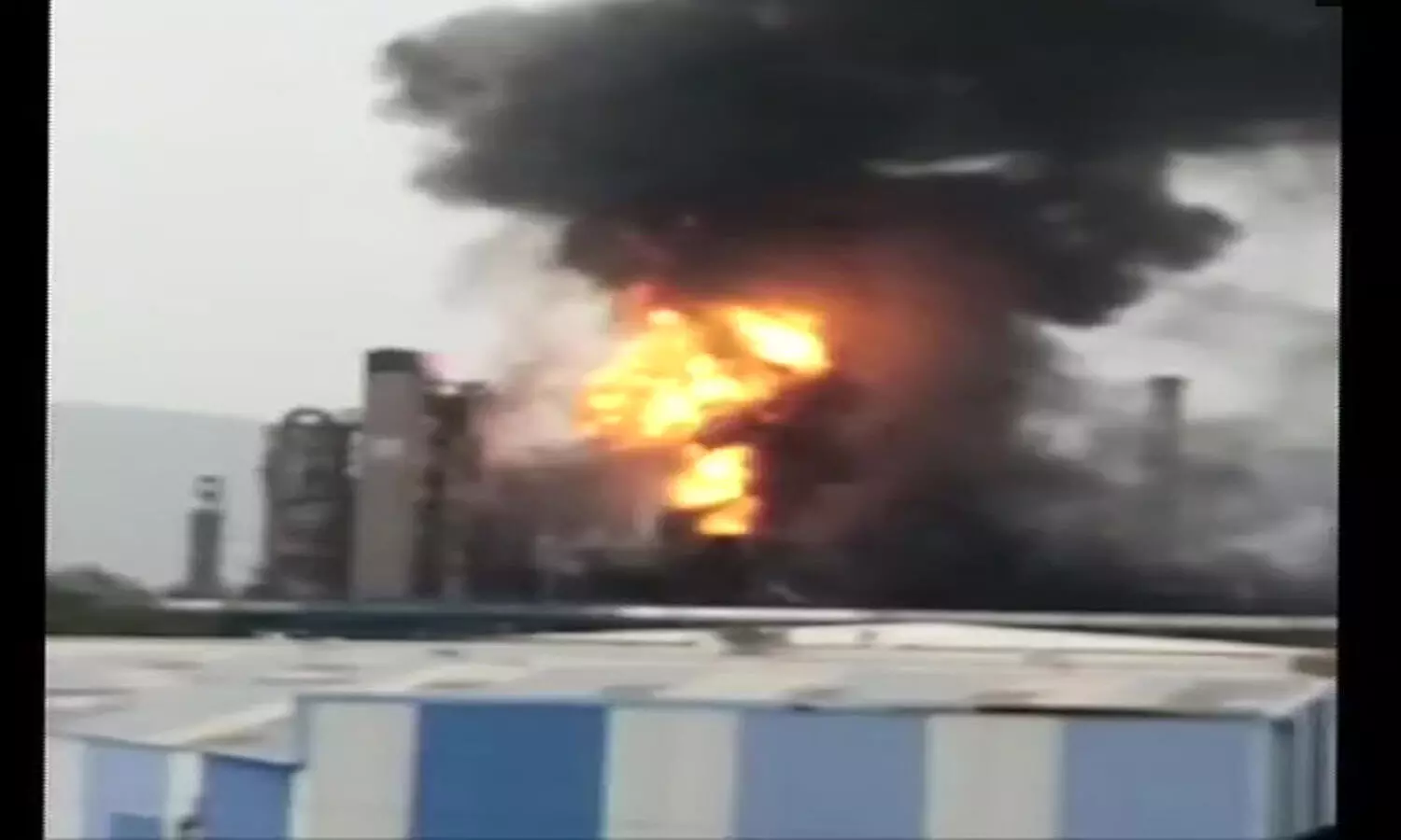 Major Fire breaks out at HPCL plant in Visakhapatnam, 5 tenders at spot