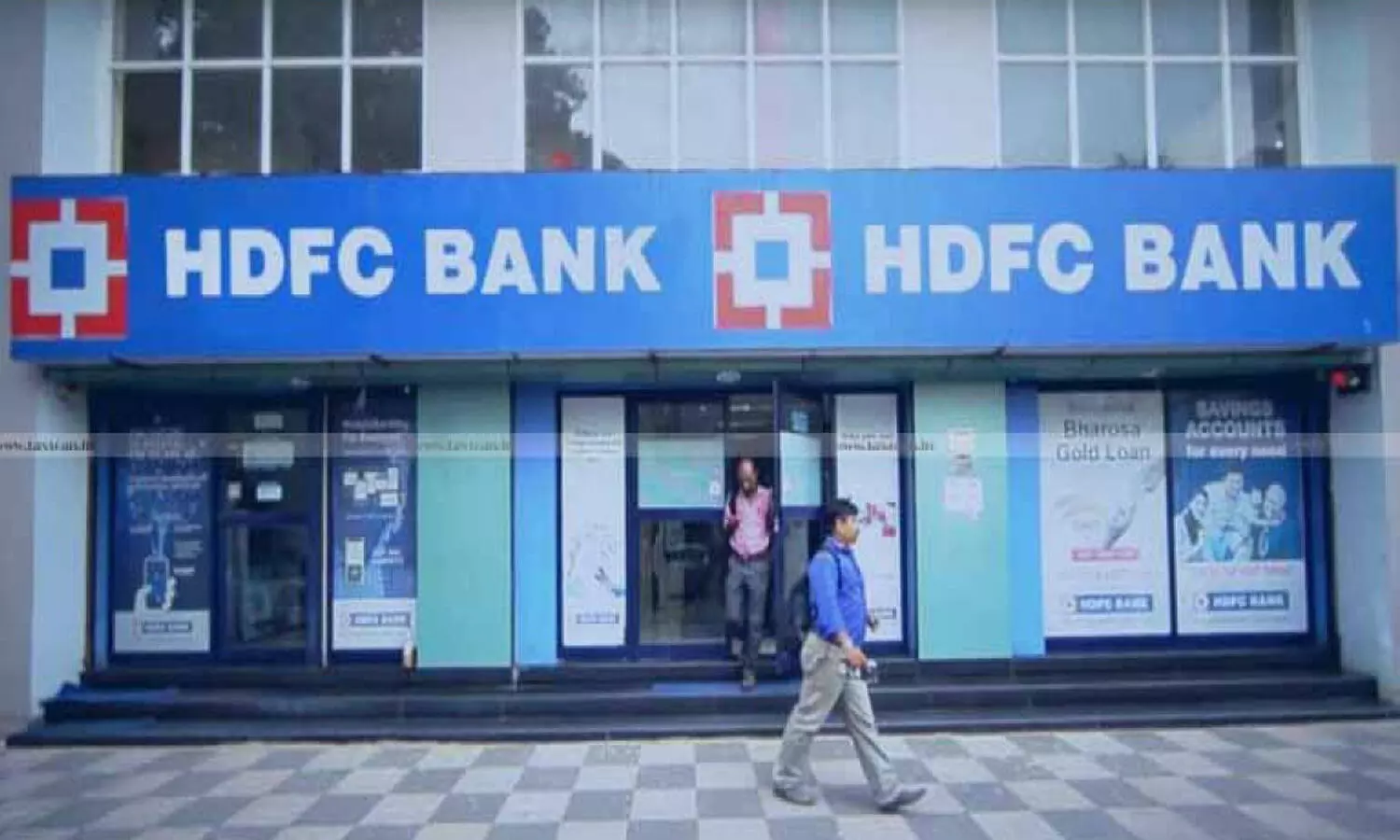 HDFC Banks Green Commitment: Raises $300 Million with Debut Sustainable Finance Bond