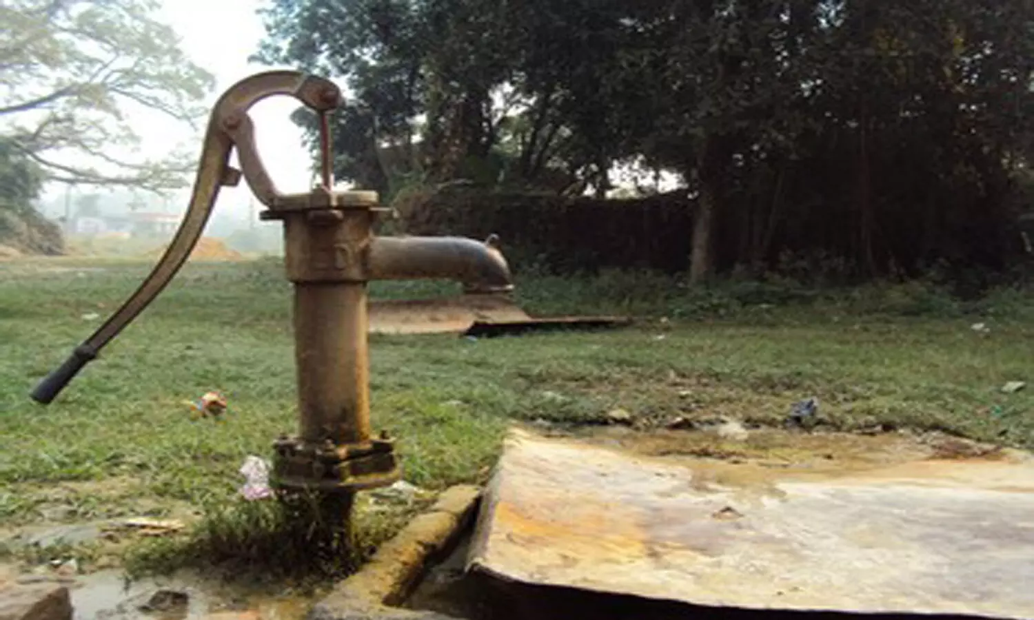 Have you ever seen Blue water from hand pump? It leaves everyone shocked in THIS village