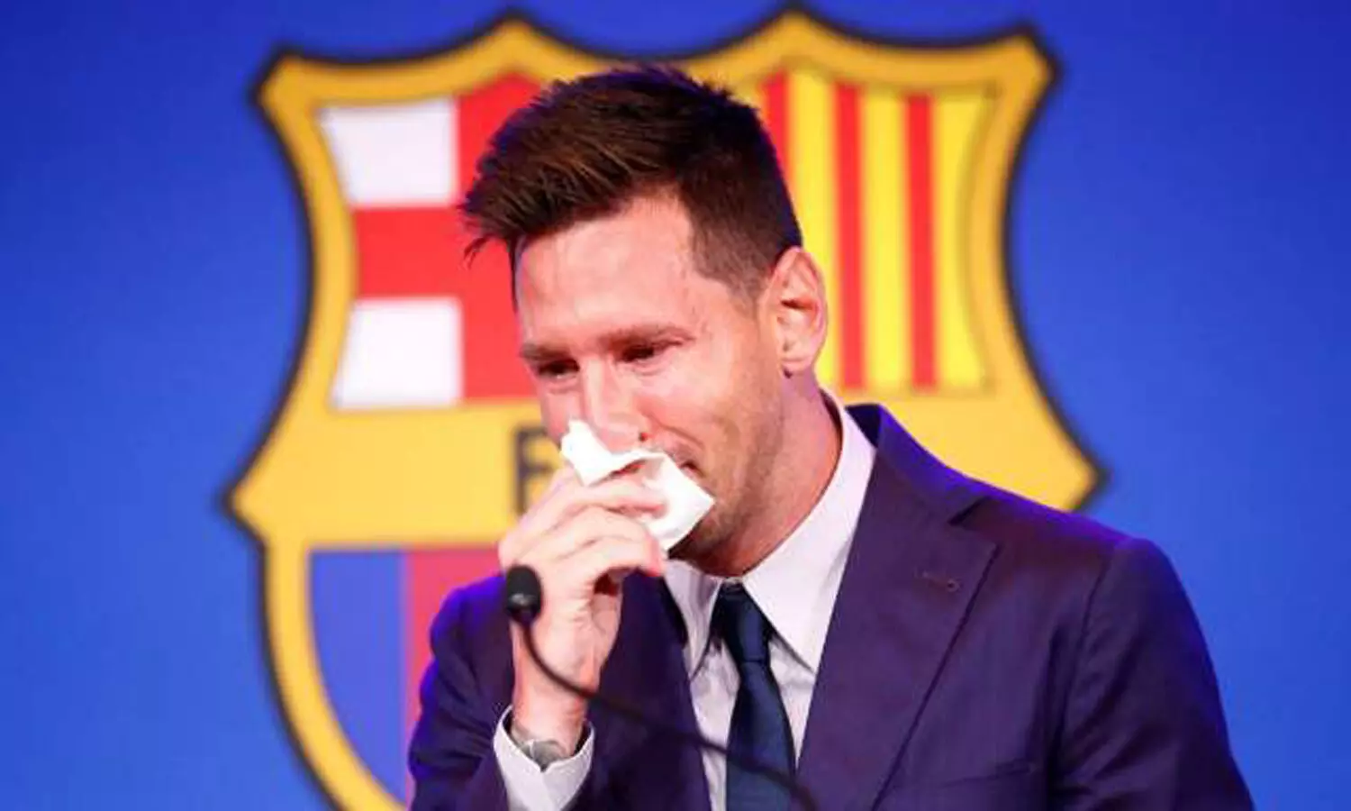 Lionel Messi breaks down in tears