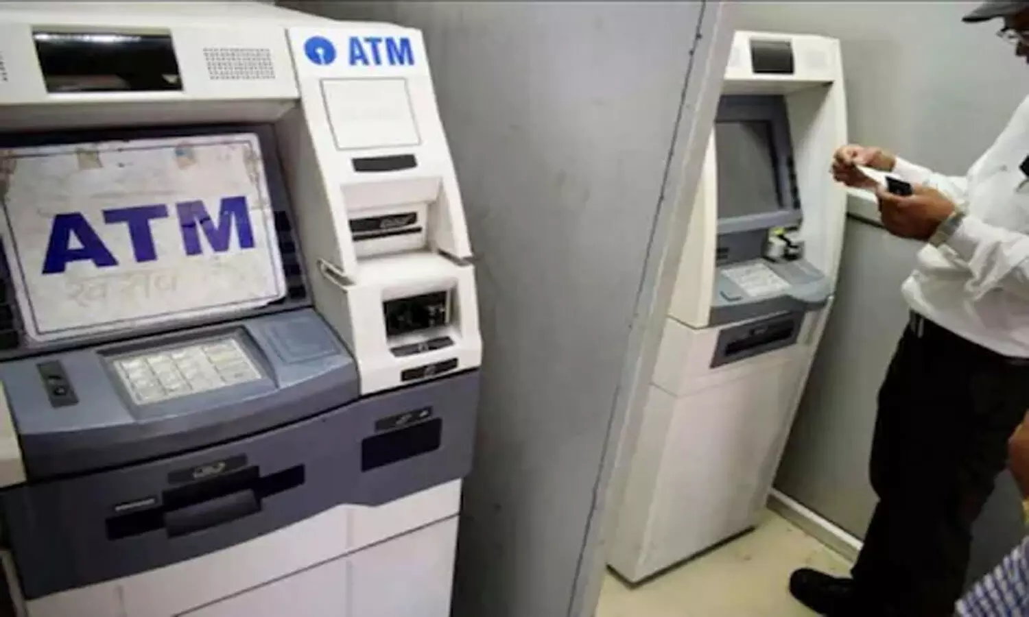 RBI New Rule: Banks have to pay fine if ATMs run out of cash