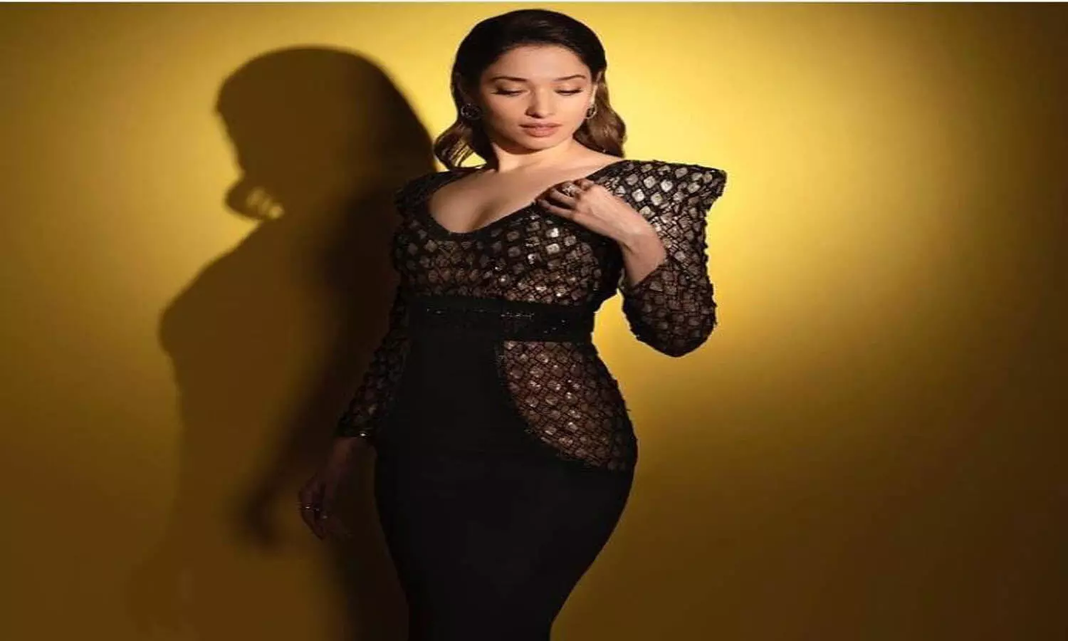 Tamannaah Bhatia looks like a diva in a black gown; Says too glam to give a damn