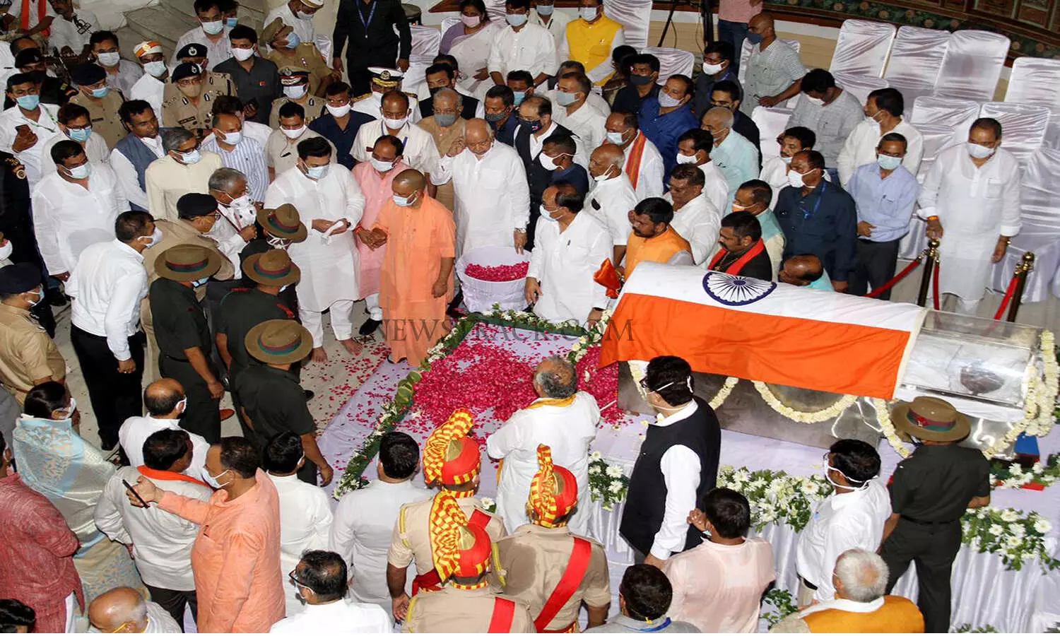 Last rites of former UP CM Kalyan Singh