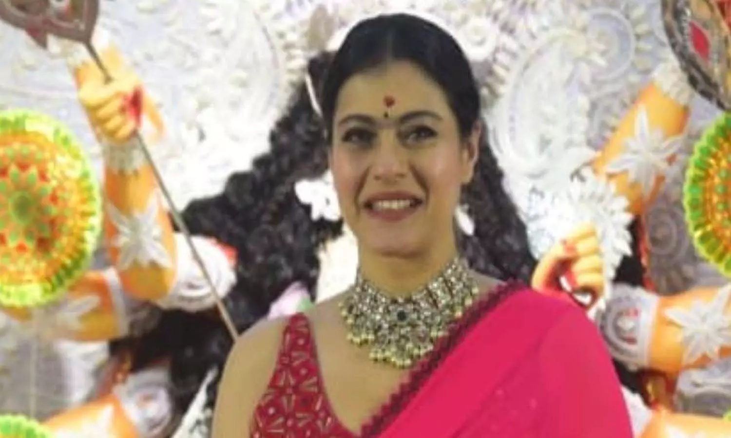 Watch: Kajol gets emotional as she meets her uncles after a long time at Durga Puja