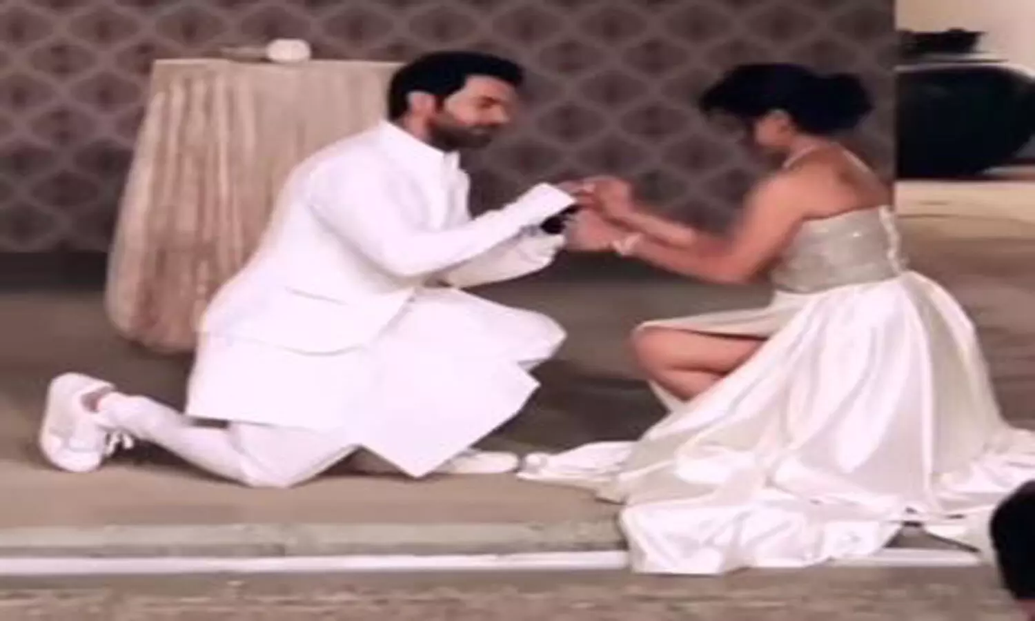Groom Rajkummar Rao romantically proposes ladylove Patralekhaa & her cute reaction will make you go aww