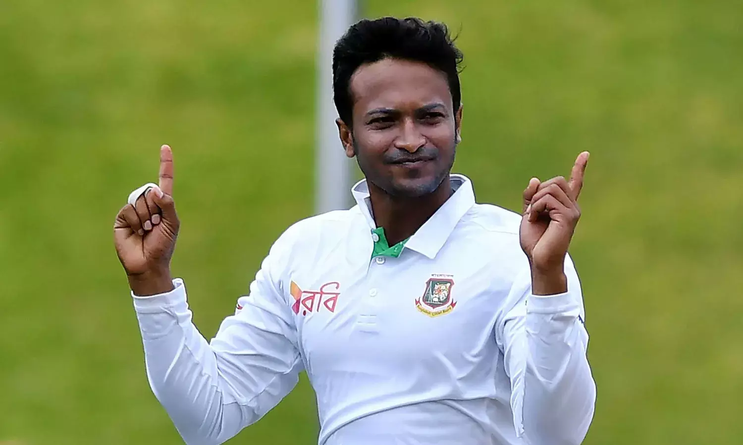 BAN vs PAK: Shakib Al Hasan enjoys on wet covers after play gets called off due to rain
