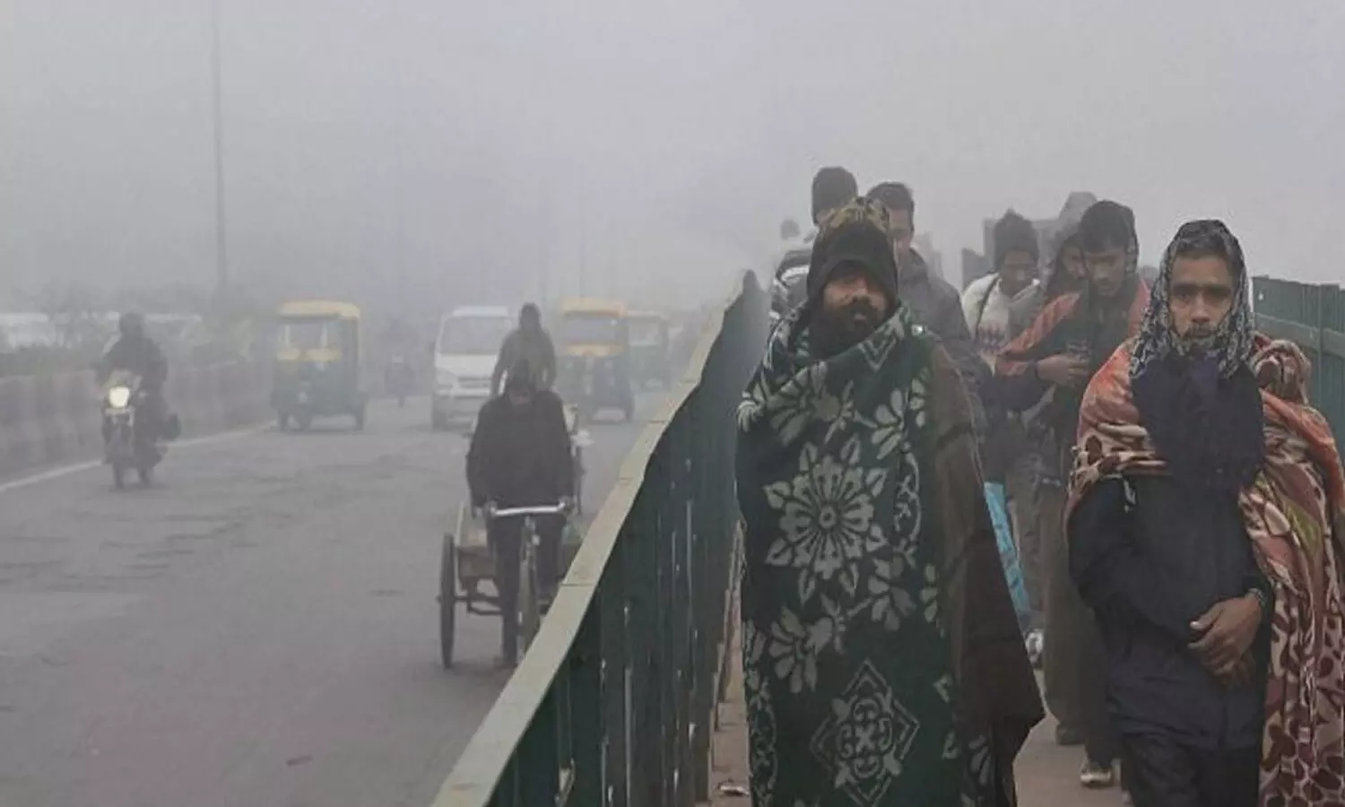 Weather Update: Cold winds hit Delhi-Uttar Pradesh, Rain Alert in Telangana, Karnataka