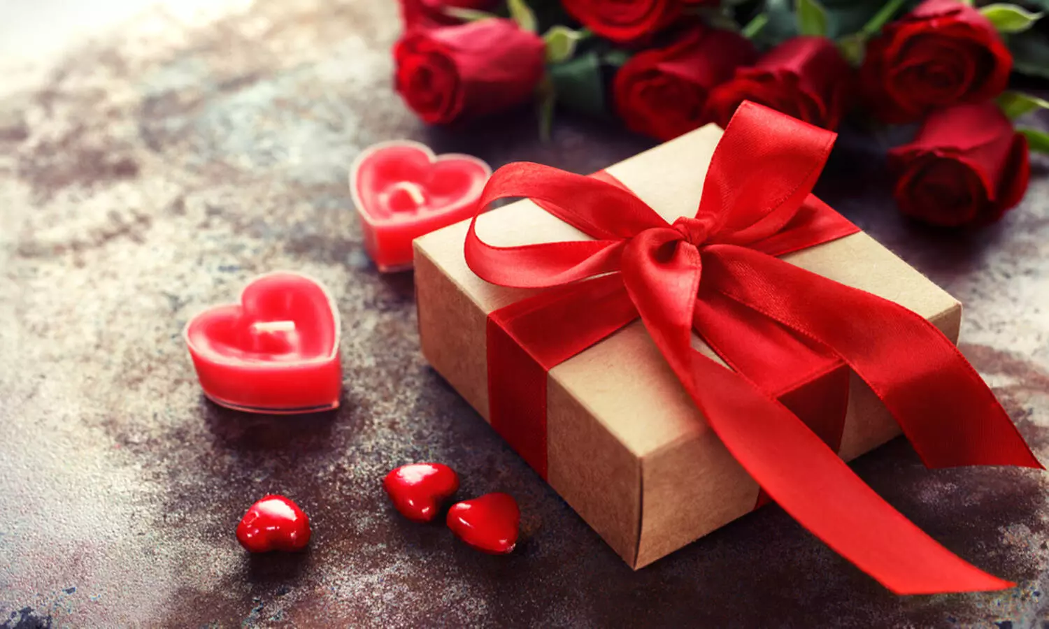 Expressing Eternal Love: Heartfelt Valentines Day Messages for Your Beloved Wife