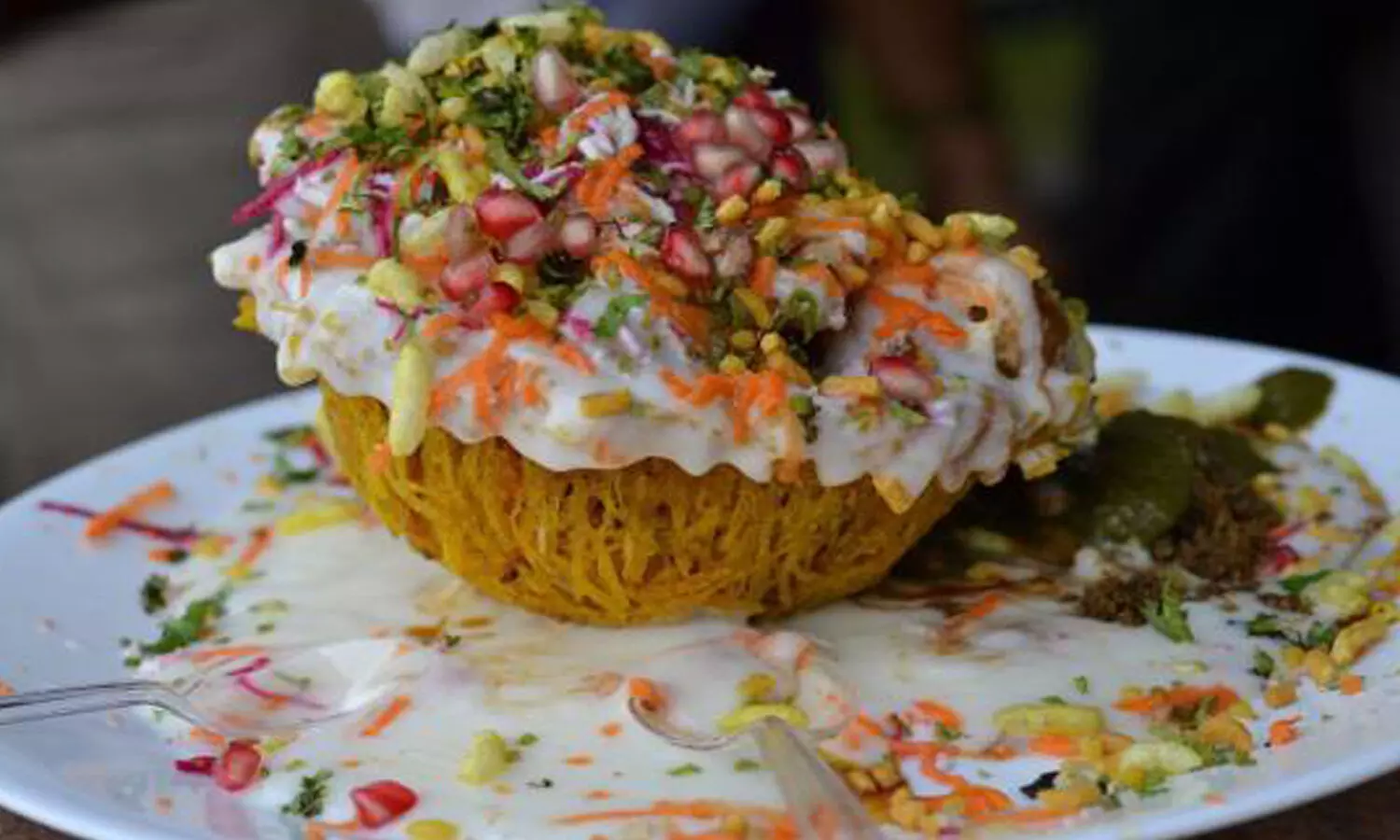 Heres a list of Lip-smacking Chaat houses in Lucknow