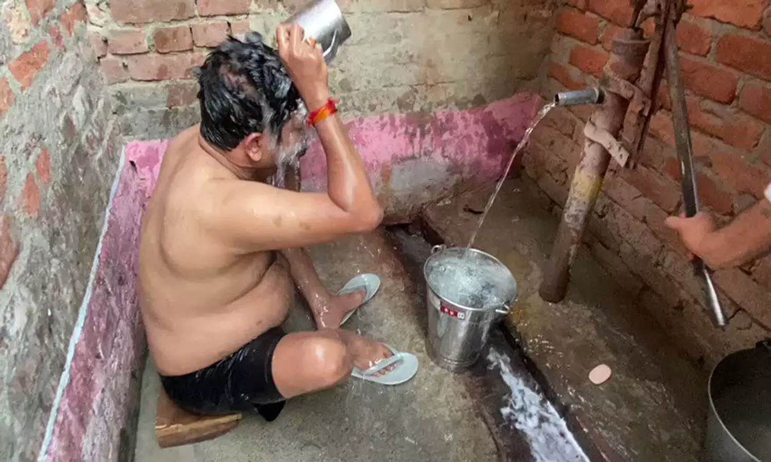 No VIP culture in Uttar Pradesh: Minister Nandi takes bath at villagers house, shares video