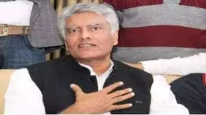 Sunil Jakhar quits Congress, offers praise (and warning) for Rahul Gandhi