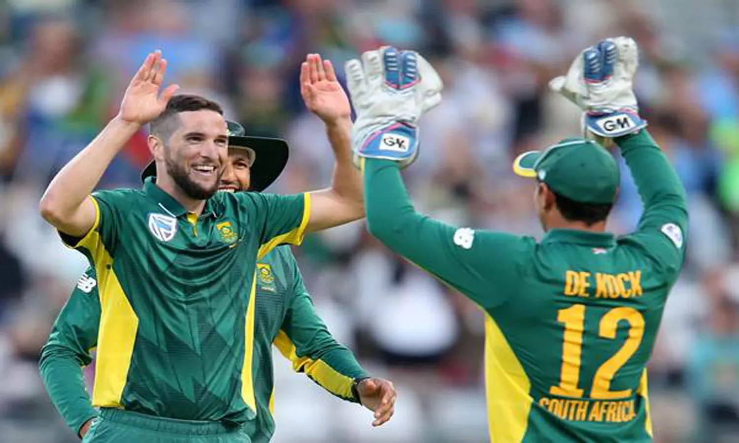 How is Odisha?: Asks reporter, South Africa pacer Wayne Parnell gives classic reply