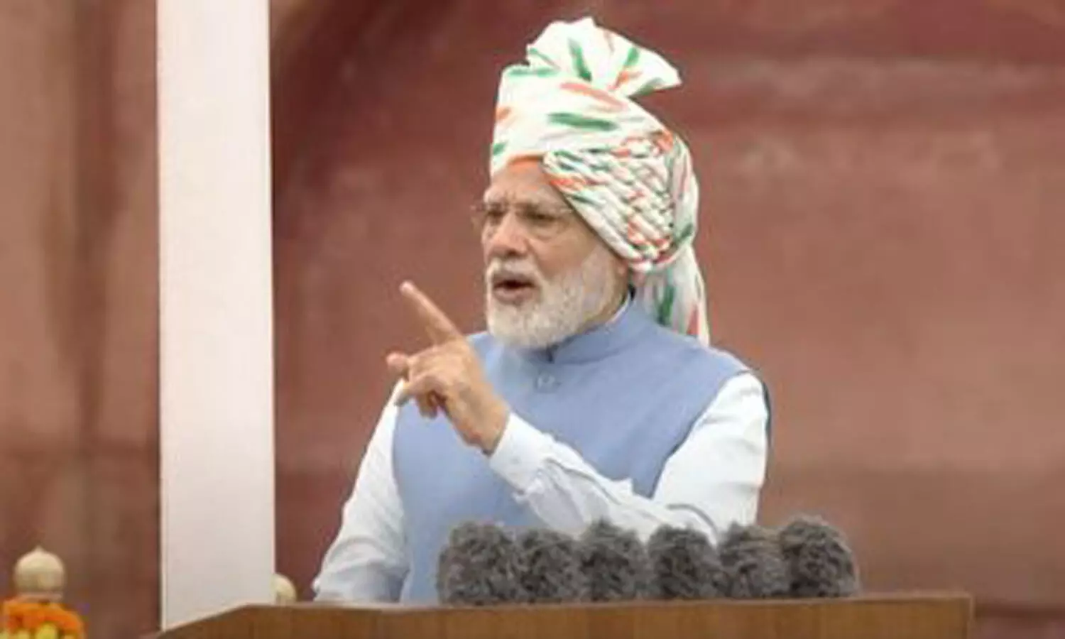 Reflecting on a Transformative Era: PM Modis Farewell Address to the 17th Lok Sabha