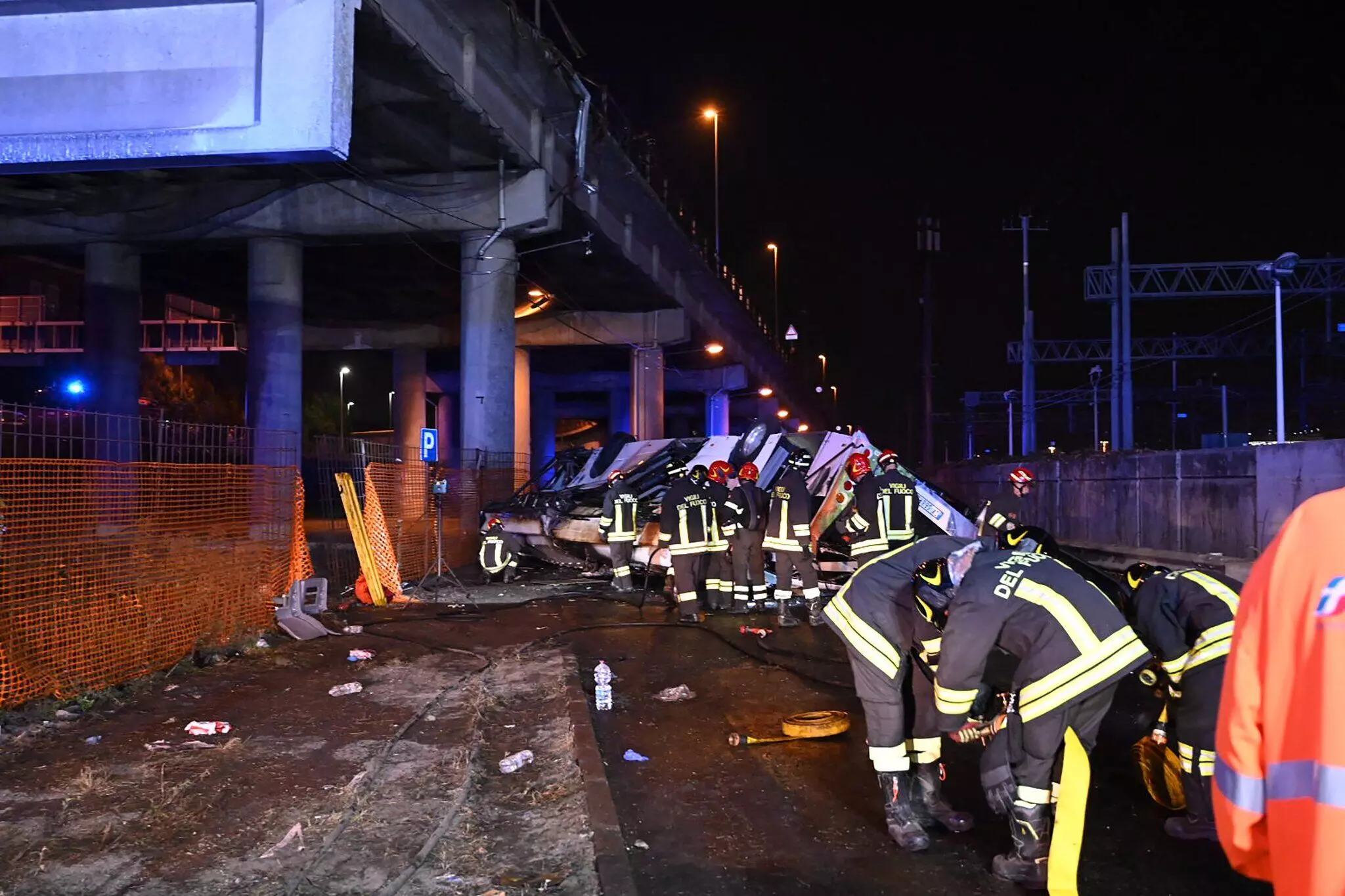 21 tourists killed, many injured as bus goes through overpass guardrail in Venice