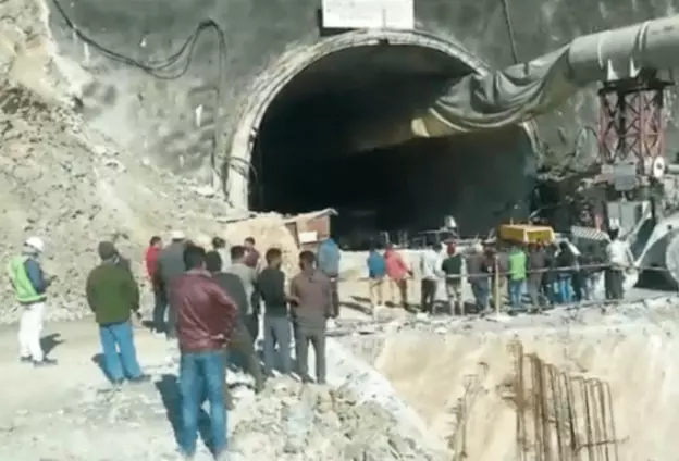 Uttarakhand Tunnel collapse-Rebar found after digging 45 meters, drilling stopped
