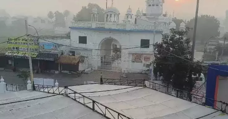 Violent clash between Nihang Sikhs and police in Gurudwara, one policeman dead, 3 injured