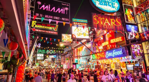 Thailand Nightclubs: Late Nights, More Fun, More Tourists!