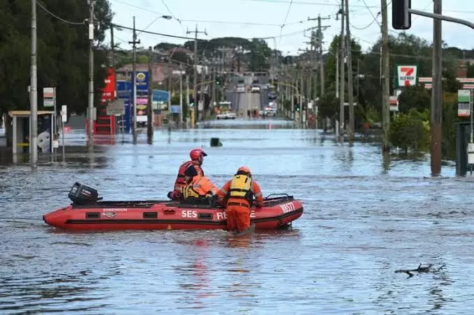 More than 300 people evacuated after floods wreak havoc in Australia