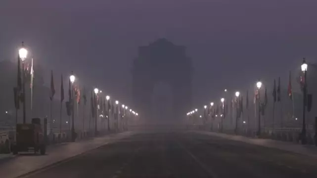 Severe cold in Delhi, dense fog alert in UP-Bihar