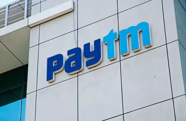 RBI bars Paytm from accepting deposits, top-ups