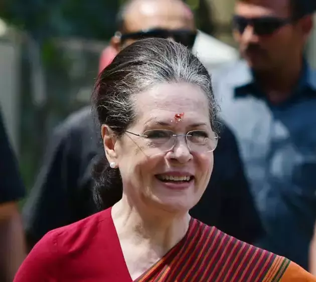 Sonia may leave Rae Bareli and contest elections from Telangana, Congress target 120 seats
