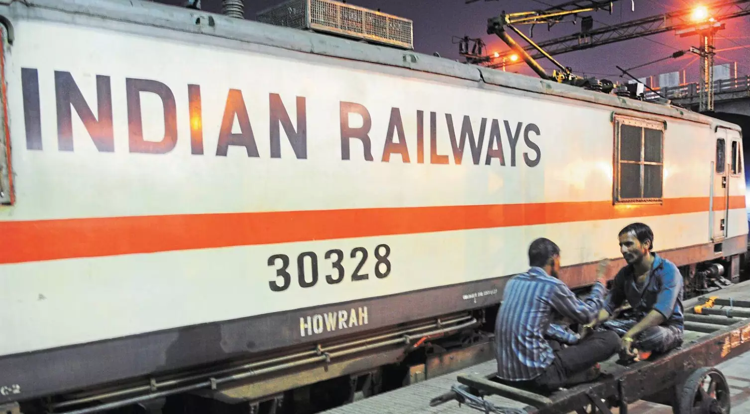 Holi 2024: Good news for passengers, Indian Railways will run 1098 special trains including 571 Holi trains