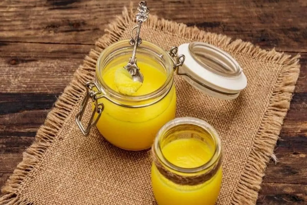Mix this thing in desi ghee and consume with milk, improves eyesight