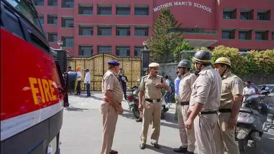Delhi Lt governor seeks report from Delhi Police on bomb threat to schools