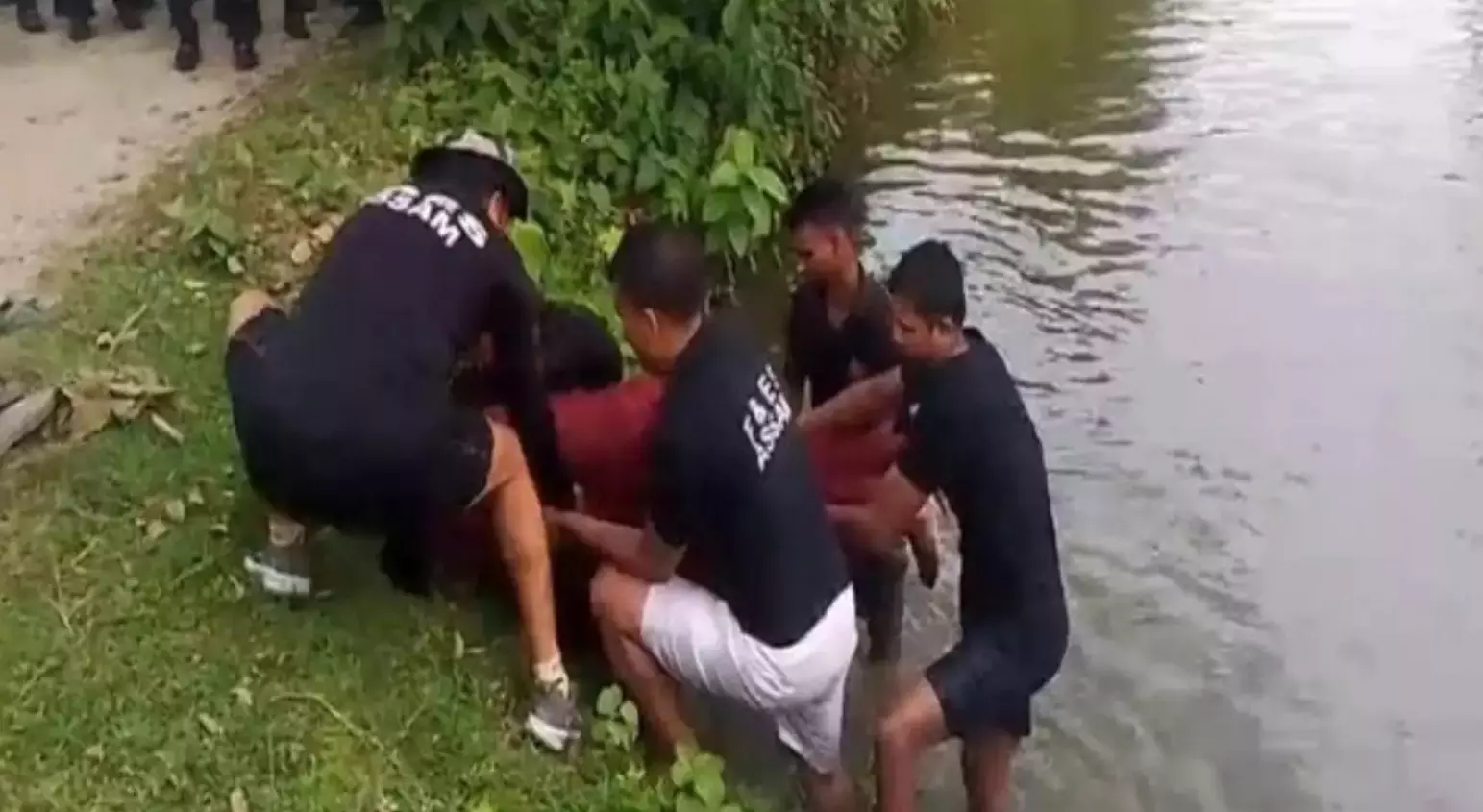 Minor girl rape suspect dies during scene recreation