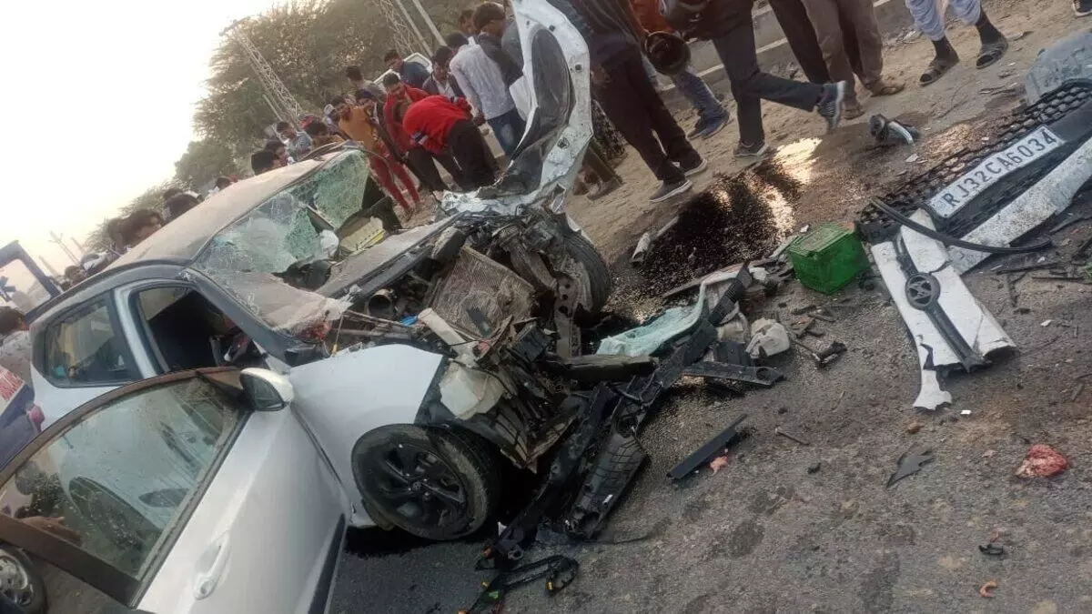Four crushed to death in Rajasthan after cement laden trailer overturns on a car