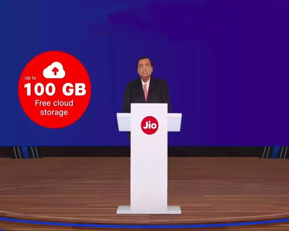 Jio will give 100 GB free cloud storage