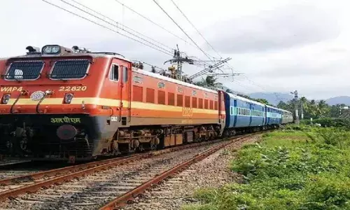 Billions Spent, Yet Trains Still Crawl: CAG Raises Serious Questions Over Railway Operations