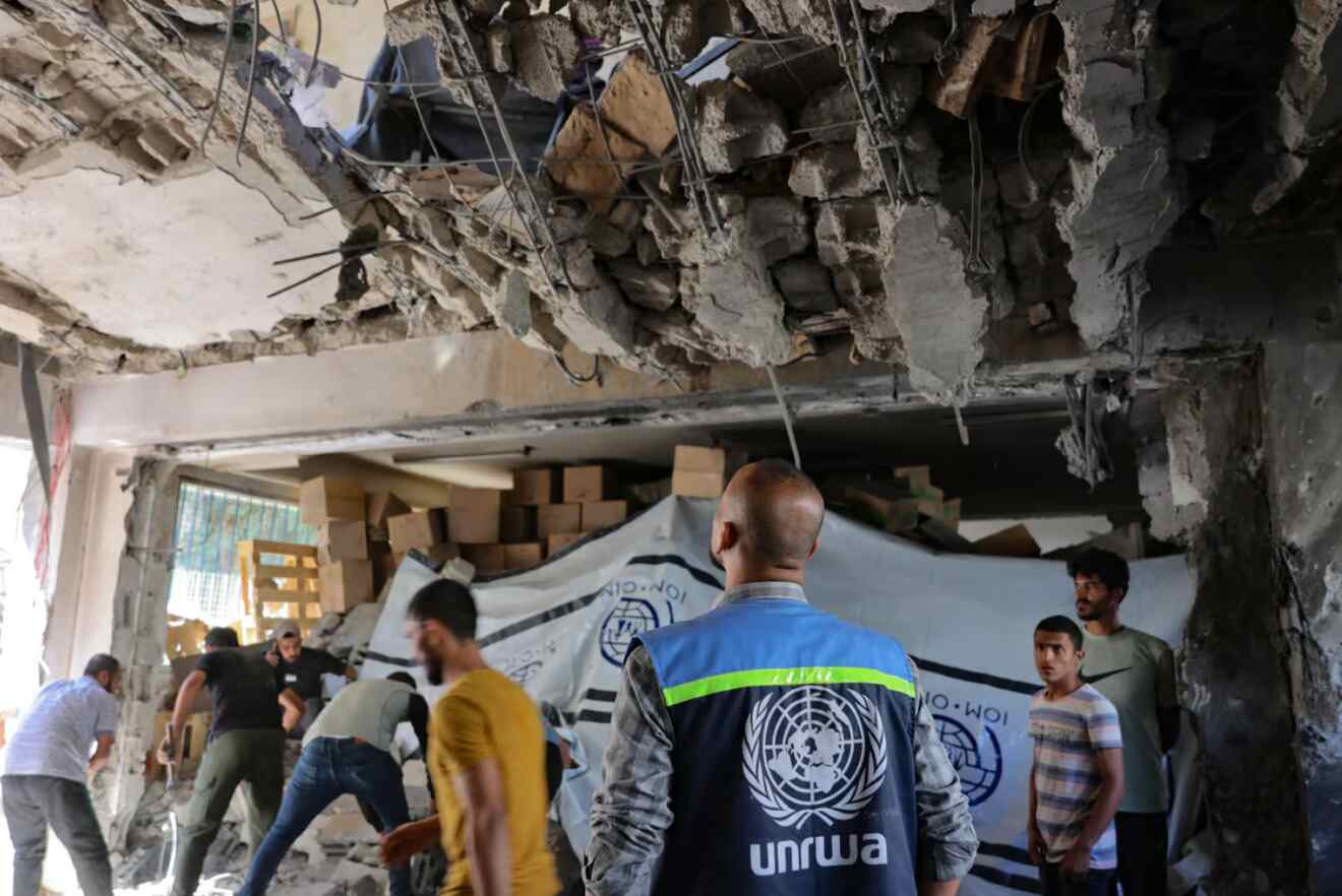 Israel bans UN relief agency in Gaza