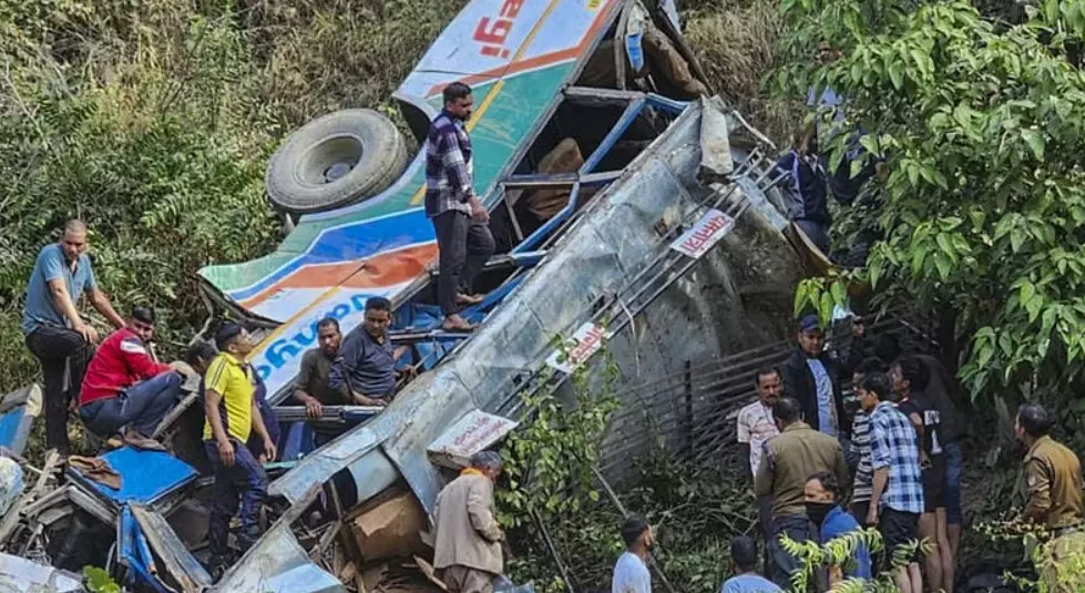 36 killed as bus falls in ditch in Uttarakhand