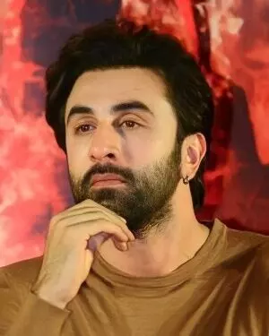 Ranbir Kapoor is suffering from this serious disease of the nose, he faces these problems while breathing