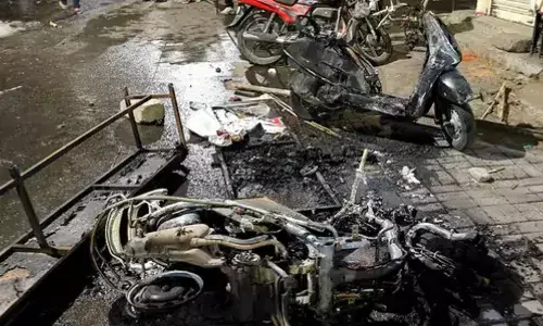 Curfew imposed in 11 areas after violence in Nagpur Curfew imposed in 11 areas after violence in Nagpur