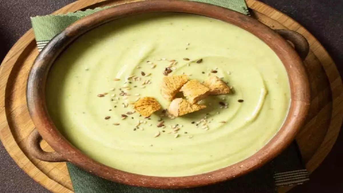 Benefits of drinking moong dal soup daily
