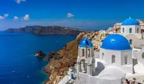 Santorini Island: The Astonishing Story of a Volcanic Land