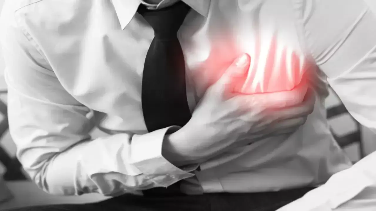 Heart Attack in India: Is Your Heart at Risk Too? Shocking Report Reveals There’s Only One Cardiologist per 250,000 Patients in India!