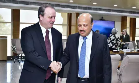 High-level US team kicks off trade talks with Indian officials High-level US team kicks off trade talks with Indian officials