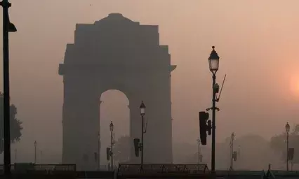 Delhi’s air quality remains in ‘poor’ category; national Capital likely to receive rain Delhi’s air quality remains in ‘poor’ category; national Capital likely to receive rain
