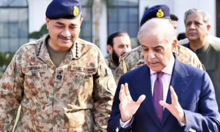 Pak tries playing arbitrator between US-Iran, but continues its open war on Kabul Pak tries playing arbitrator between US-Iran, but continues its open war on Kabul