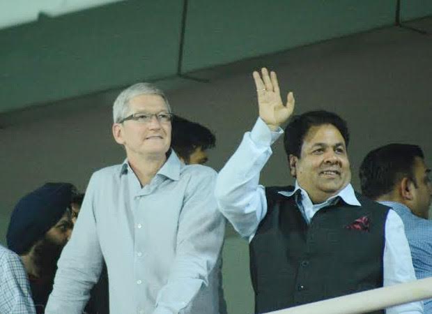 Apple Inc CEO Tim Cook enjoys IPL match at Kanpur