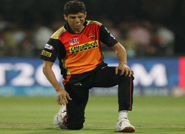 Massive blow to Sunrisers Hyderabad, Nehra ruled out of IPL